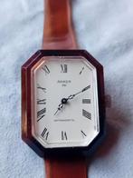 Oud vintage Anker 100 antimagnetic, Antiek en Kunst, Antiek | Klokken, Ophalen of Verzenden
