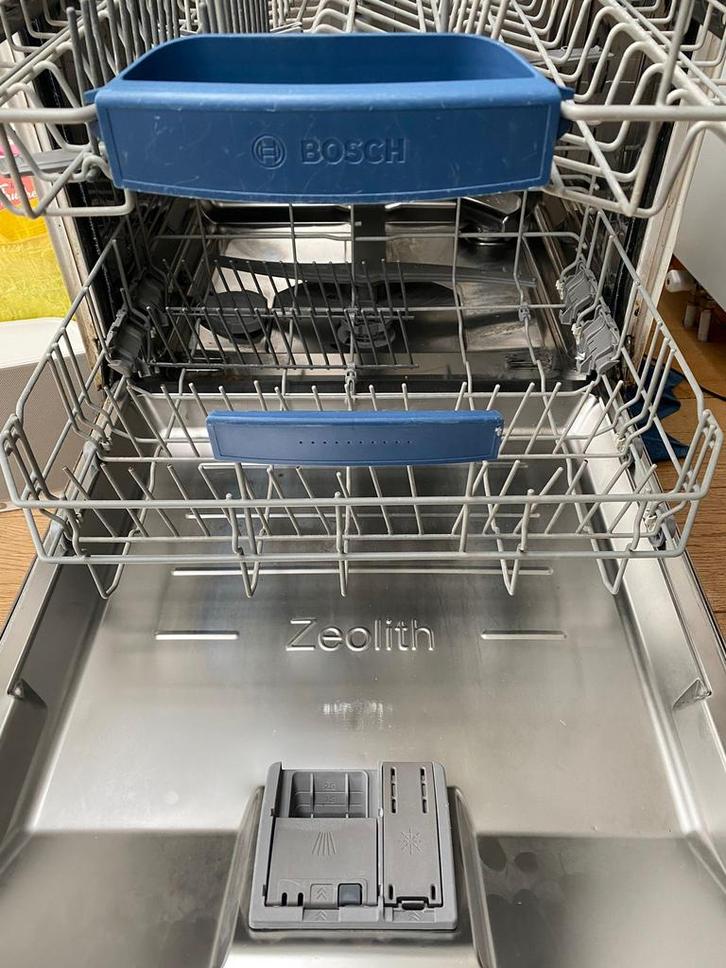 Bosch vaatwasser A+++ inbouw, stil met grond projectielicht, Witgoed en Apparatuur, Vaatwasmachines, Zo goed als nieuw, Inbouw