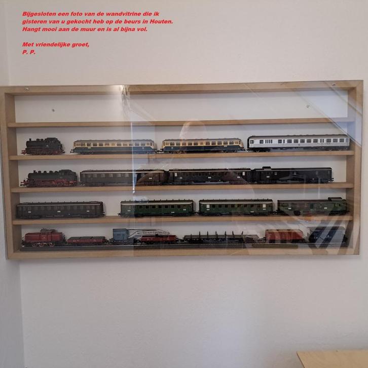 HO: 15/11: Houten. Nieuwe HO en N-spoor vitrines, Hobby en Vrije tijd, Modeltreinen | H0, Nieuw, Treinset, Gelijkstroom of Wisselstroom