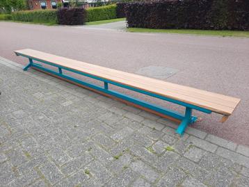 Turnbank-Gymbank lengte 360cm hoogte 30cm  beschikbaar voor biedingen