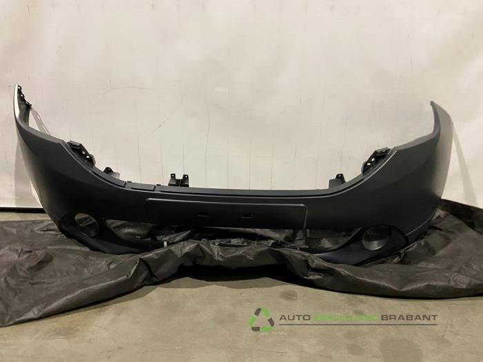 Voorbumper van een Dacia Lodgy, Auto-onderdelen, Carrosserie en Plaatwerk, Bumper, Dacia, Gebruikt, 3 maanden garantie, Ophalen of Verzenden
