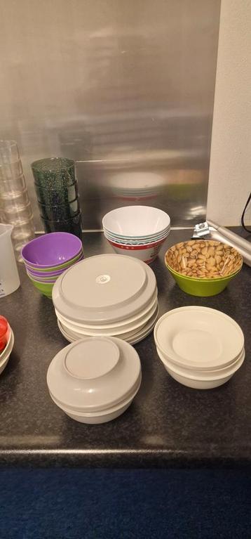Camping Servies Compleet - Alles wat je nodig hebt! beschikbaar voor biedingen