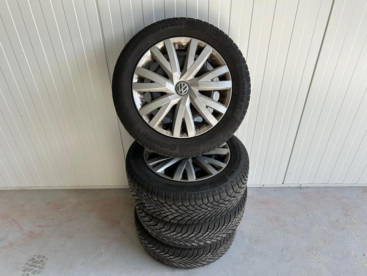 Volkswagen Golf doppen met winterbanden, Auto-onderdelen, Banden en Velgen, Banden en Velgen, Winterbanden, 18 inch, 205 mm, Personenwagen