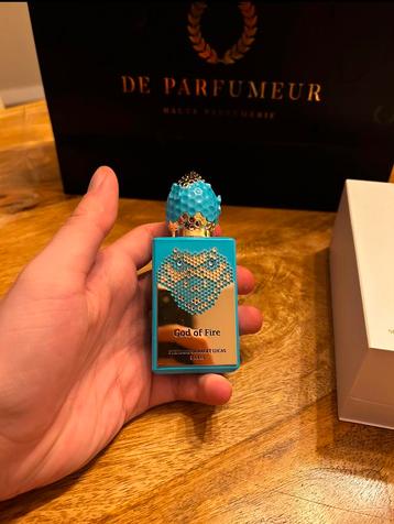 God of Fire by Stéphane Humbert Lucas 777 Samples / Decants beschikbaar voor biedingen