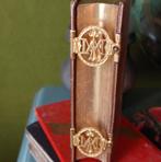 Kerkboek met twee bewerkte sloten ., Antiek en Kunst, Antiek | Religie, Ophalen of Verzenden