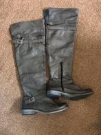 Leren Knielaarzen Maat 39 - Taupe, Kleding | Dames, Ophalen of Verzenden, Zo goed als nieuw, Grijs, Hoge laarzen
