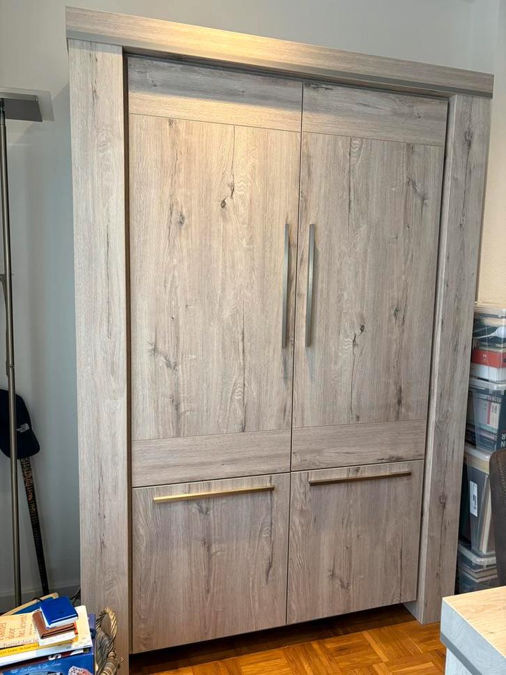 Eettafel & kast, Huis en Inrichting, Tafels | Eettafels, Zo goed als nieuw, 100 tot 150 cm, 200 cm of meer, Rechthoekig, Overige materialen