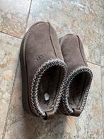 UGG Tazz bruin maat 39, Bruin, Nieuw, Ophalen of Verzenden, Pantoffels of Sloffen