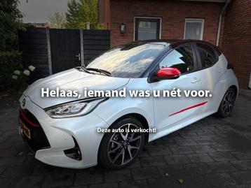 Toyota Yaris 1.5 Hybrid Executive | Pano | HUD | NL-auto beschikbaar voor biedingen