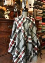 Schotse wollen Poncho/stola Edinburgh Thomson Gray, Westdijk 41 3241GT Middelharnis, Maat 46/48 (XL) of groter, Ophalen of Verzenden