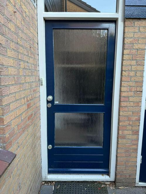 Gebruikte hardhouten voordeur,-  en schuurdeur met glas., Doe-het-zelf en Verbouw, Deuren en Horren, Gebruikt, Buitendeur, 200 tot 215 cm