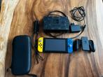 Nintendo Switch Fortnite Edition (2020) + 2 spellen + hoes, Spelcomputers en Games, Switch 2019 Upgrade, Met games, Met 2 controllers