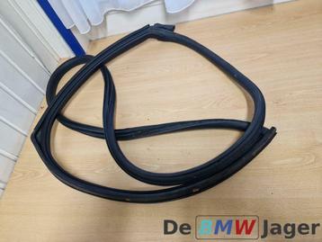 Deurrubber rechtsvoor Mini R50 R52 R53  R56 51717039864 beschikbaar voor biedingen