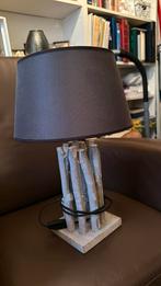 Prachtige tafellamp op natuurlijke houten onderkant, Ophalen of Verzenden, Zo goed als nieuw