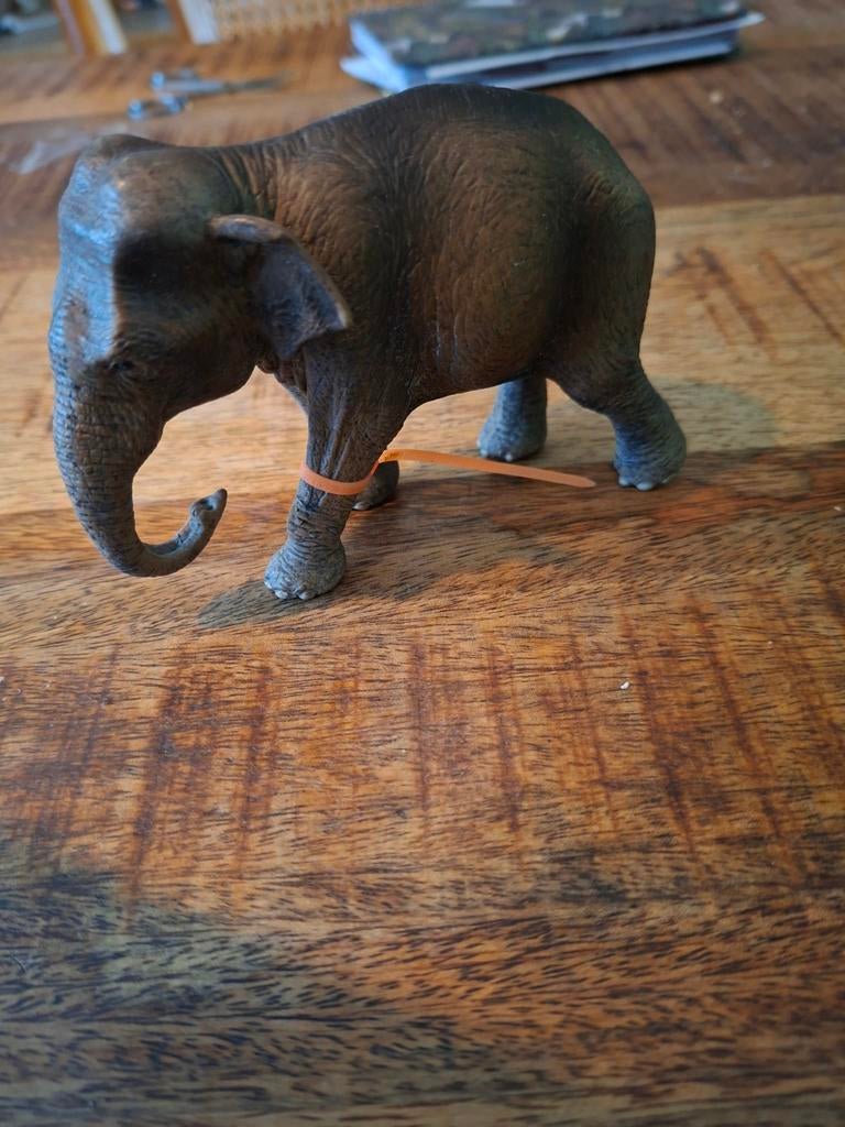 Schleich nr 3 olifant, Ophalen of Verzenden, Zo goed als nieuw, Wild dier, Beeldje of Figuurtje