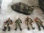 Militaire tank en 4 actiefiguren., Ophalen, Zo goed als nieuw