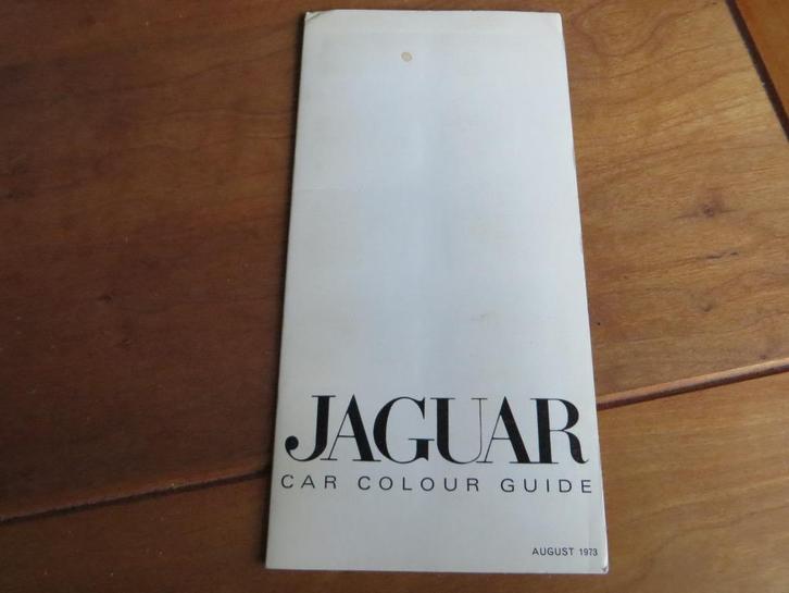 Jaguar kleurengids lak en bekleding, echte staaltjes 8-1973, Boeken, Auto's | Folders en Tijdschriften, Zo goed als nieuw, Overige merken