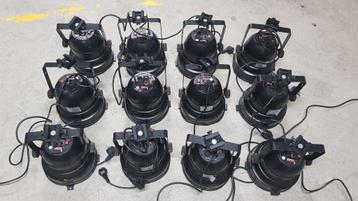 12x led RGB par met quicklock haak en voet beschikbaar voor biedingen