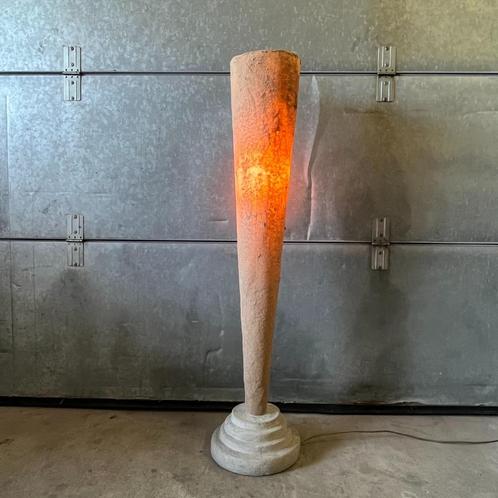 Vloerlamp fiberglas handgemaakt Dutch design jaren 90, Huis en Inrichting, Lampen | Vloerlampen, Gebruikt, 100 tot 150 cm, Kunststof