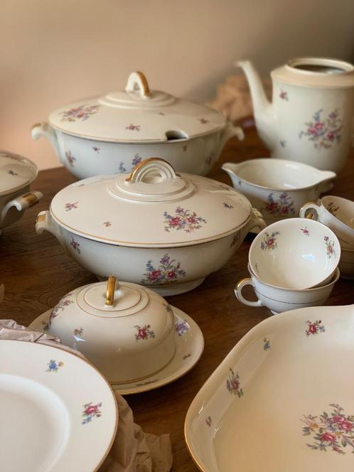 Brocante servies, Huis en Inrichting, Keuken | Servies, Zo goed als nieuw, Overige typen, Overige stijlen, Overige materialen