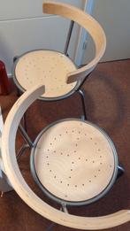 Twee eetkamerstoeltjes IKEA als nieuw, Huis en Inrichting, Stoelen, Ophalen, Twee, Bruin, Scandinavisch