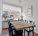 Visgraat eikenhouten eettafel met zwarte stalen poot, Ophalen, Eikenhout, 200 cm of meer, 50 tot 100 cm