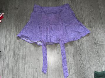 Stradivarius paarse ruffle broek rok met centuur mt L nieuw beschikbaar voor biedingen