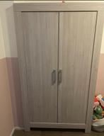 kledingkast babykamer, Kinderen en Baby's, Kinderkamer | Commodes en Kasten, Ophalen, Zo goed als nieuw, 50 tot 70 cm, 105 cm of meer