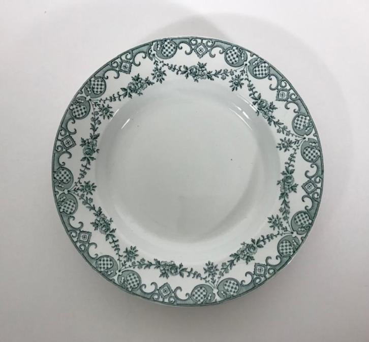 Diep bord Nouvelles Galeries S.F.N.G.R. Saint Amand, Antiek en Kunst, Antiek | Servies los, Ophalen of Verzenden