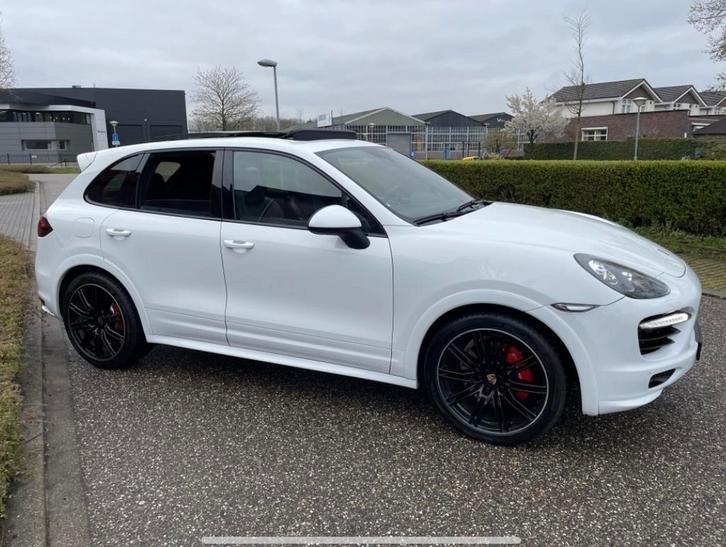 Porsche Cayenne 4.8 GTS Tiptronic S 2014 Wit, Auto's, Porsche, Particulier, Cayenne, Benzine, G, SUV of Terreinwagen, Automaat