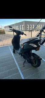 Zip 80cc polini met veel onderdelen, Fietsen en Brommers, Scooters | Piaggio, Ophalen, Zo goed als nieuw, Benzine, Zip