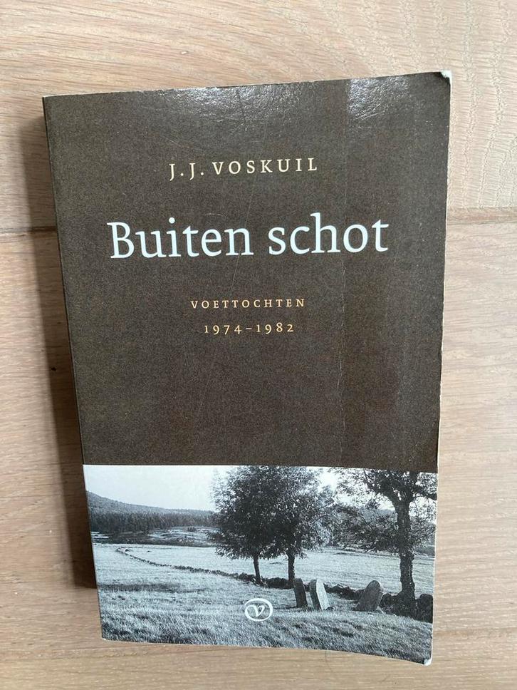 Buiten Schot - J.J. Voskuil, Boeken, Romans, Gelezen, Nederland, Ophalen of Verzenden