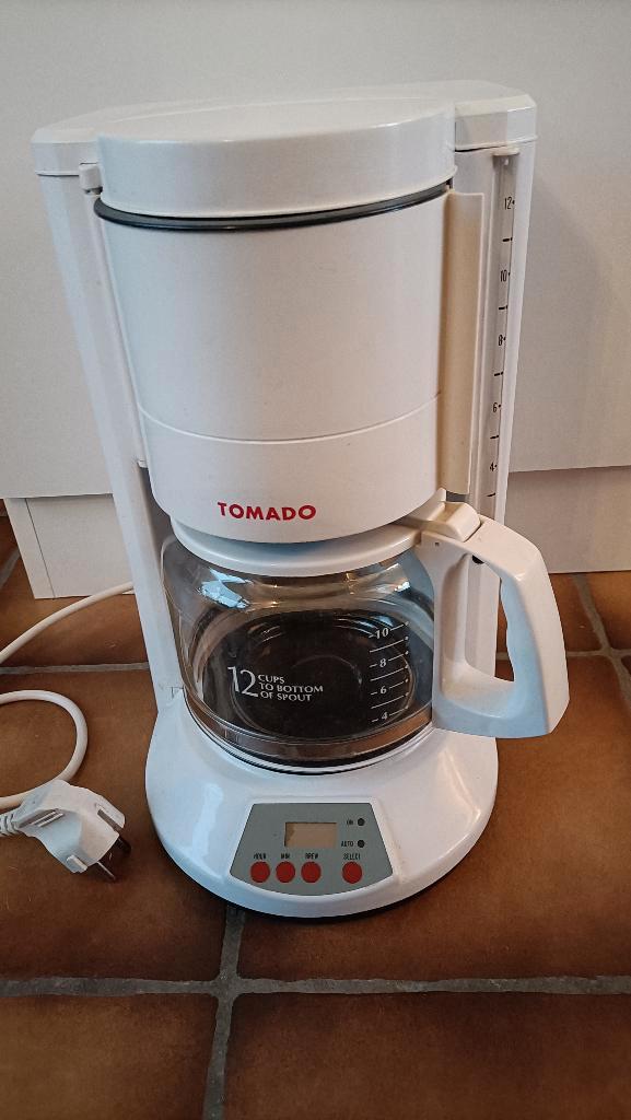 Filter koffiezetapparaat Tomado. Wit. Voor max. 12 kopjes., Witgoed en Apparatuur, Koffiezetapparaten, Koffiemachine, 10 kopjes of meer