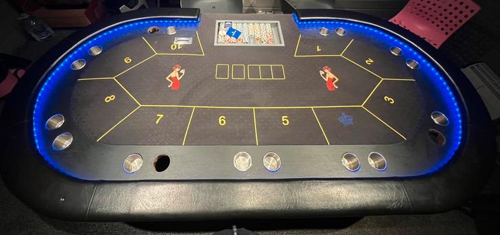 Pokertafel met ledverlichting, Hobby en Vrije tijd, Gezelschapsspellen | Kaartspellen, Ophalen of Verzenden