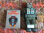 Robot Japan+ Boek 1000 tintoys, Antiek en Kunst, Ophalen of Verzenden
