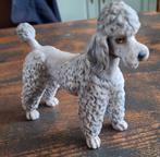 Handgeschilderde Poedel van Steenhars, Verzenden, Porselein