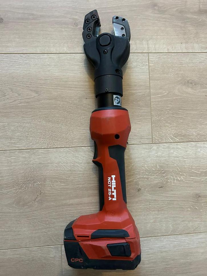 Hilti NCT 25-A Accu Kabelschaar Draadstaalknipper, Doe-het-zelf en Verbouw, Gereedschap | Overige machines, Gebruikt, Ophalen of Verzenden