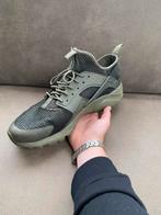 Nike huarache SE 44, Ophalen of Verzenden, Zo goed als nieuw, Overige kleuren, Sportschoenen