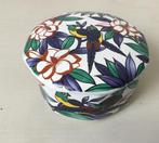 Porseleinen dekseldoosje met lotusvogels, Ophalen of Verzenden