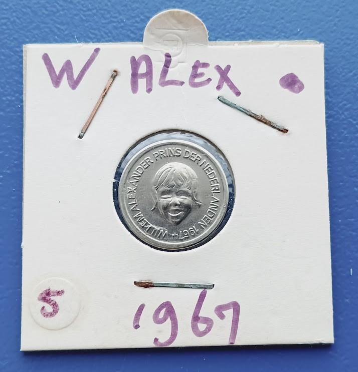 Herdenkingspenning geboorte Willem-Alexander 1967-1980, Verzenden, Overige materialen, Nederland