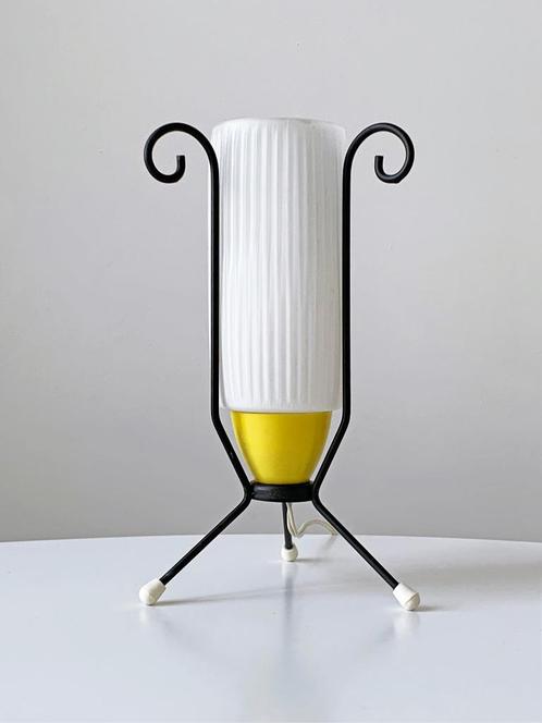 Vintage tafellamp schemerlamp tripod Pilastro design retro, Huis en Inrichting, Lampen | Tafellampen, Gebruikt, Minder dan 50 cm