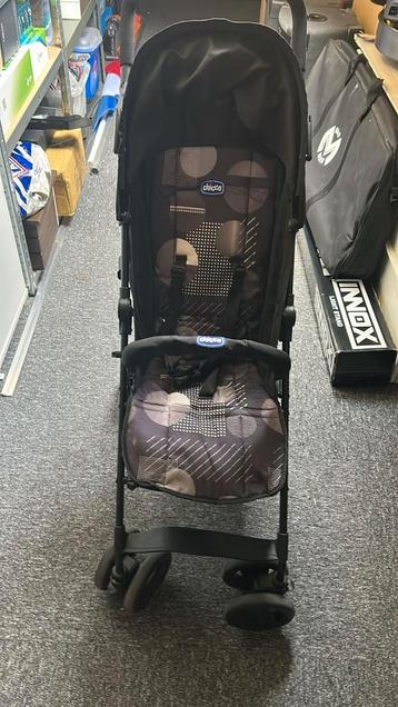Paraplu buggy - Zo goed als nieuw! beschikbaar voor biedingen