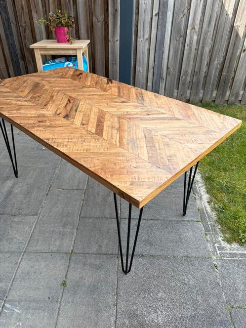 Eettafel met visgraat 90x160CM | Zwart metalen poten, Huis en Inrichting, Tafels | Eettafels, Zo goed als nieuw, 50 tot 100 cm