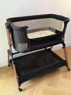 Qute Co-Sleeper Q-Breez Plus Woody Zwart + Hoeslakens, Ophalen, Zo goed als nieuw, Wieg