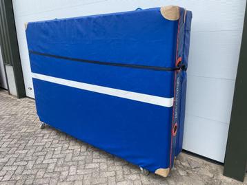Dikke landingsmat, valmat  grote mat, turnmat, gymmat, blauw beschikbaar voor biedingen