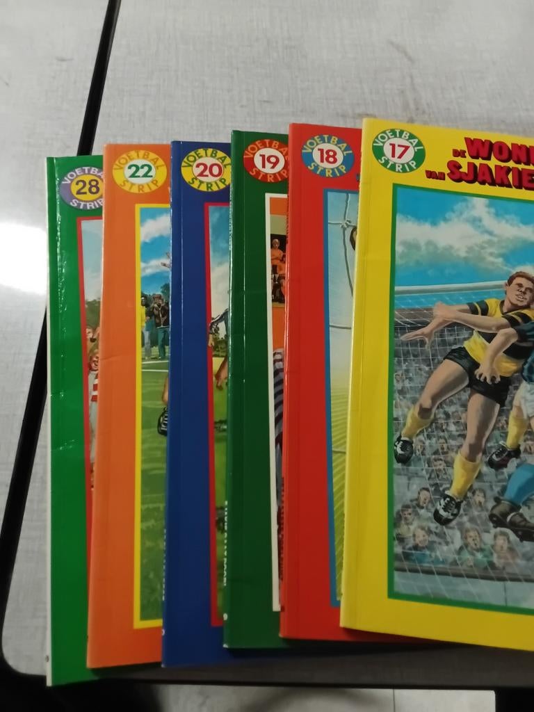 3 stripboeken van de wondersloffen van Sjakie., Meerdere stripboeken, Ophalen of Verzenden, Gelezen