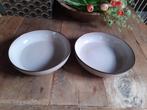 Servies Etin/ Elin schalen 2x kleur taupe, Huis en Inrichting, Ophalen of Verzenden, Zo goed als nieuw