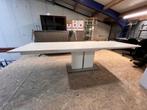 Hoogglans tafel uitschuifbaar met lederen banken, 200 cm of meer, Zo goed als nieuw, Vijf personen of meer, Modern