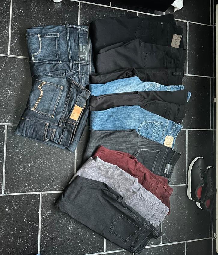Jeans 10 dames ( mac etc ) 2 heren in een koop, Kleding | Dames, Spijkerbroeken en Jeans, Zo goed als nieuw, W30 - W32 (confectie 38/40)
