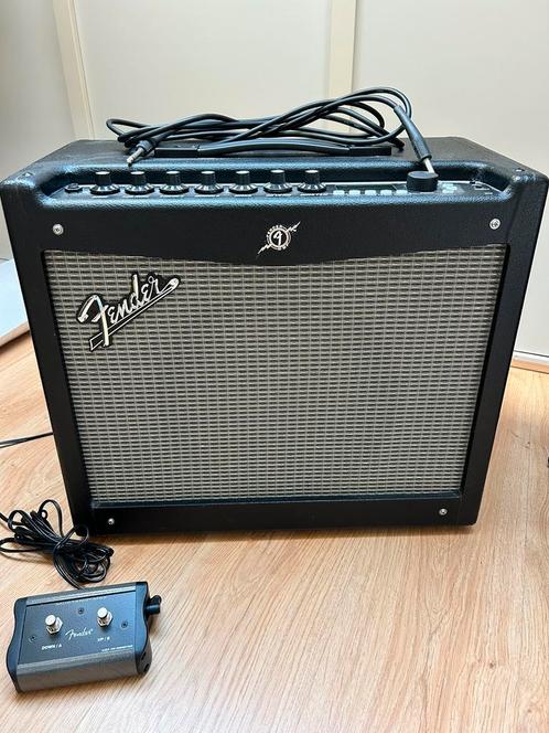 Fender Mustang III v2  100 watt versterker, Muziek en Instrumenten, Versterkers | Bas en Gitaar, Zo goed als nieuw, 100 watt of meer